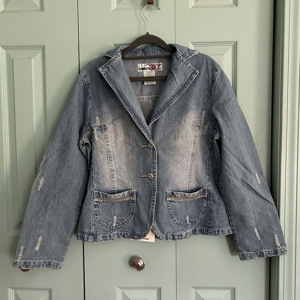 Y2K Connection 18 Womens Denim Jean Jacket XL Rhinestones Light Wash Two Button
